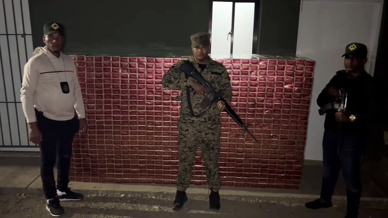 Ejército apresa cientos de indocumentados e incauta más de 700 mil unidades de cigarrillos