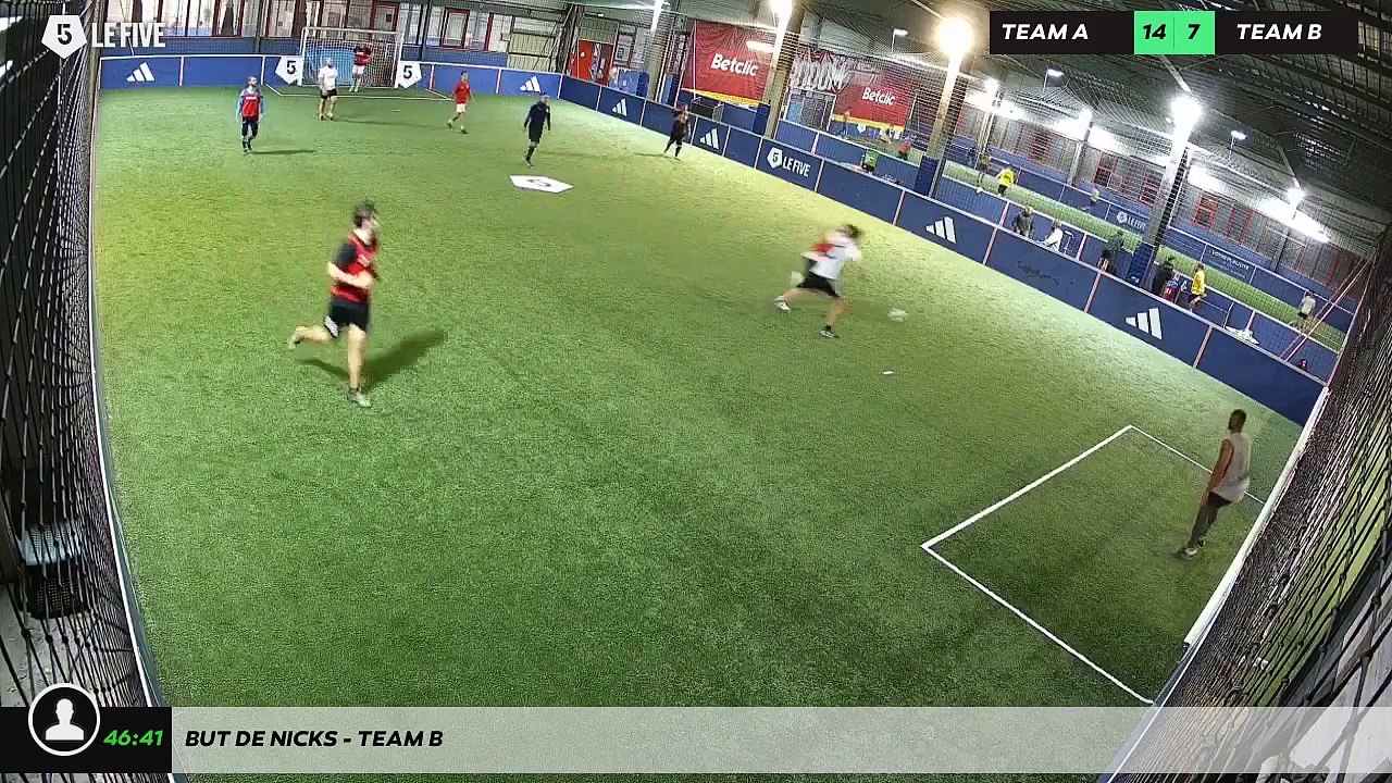 But de Nicks - Team B