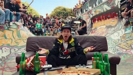 Ultra Vomit - DOIGTS DE METAL (Clip Officiel)