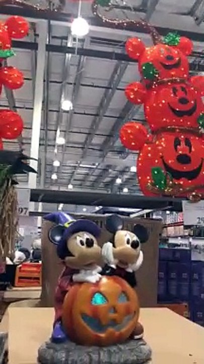 Halloween   prepation in Dallas USA