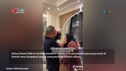 Menteri Zulkifli Hasan Tunjukan Gepokan Duit untuk Cucu