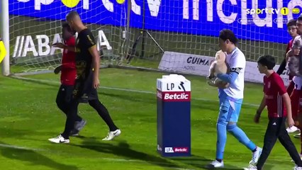 Ochoa debuta en Portugal con AVS SAD como capitán y con atajadón ante Río Ave