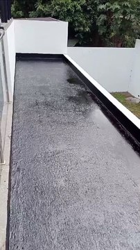 Aspal Cair Solusi Ampuh dan Cerdas Mengatasi Dak Beton Bocor Cukup di Siram Saja