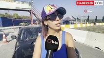Kadın Driftçiler Pistte Nefes Kesen Gösteri Yaptı