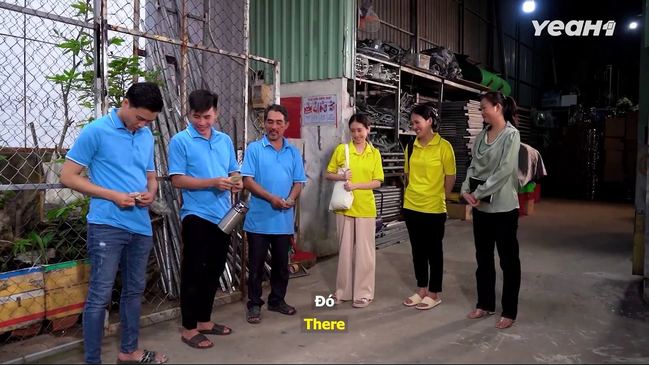 Sếp Cũ Hết Thời Bị Nhân Viên Cũ Khinh Thường Ra Mặt Ngay Tại Quán Nước Và Cái Kết   Khổ Qua