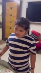 Bachay ka kia dimagh hai