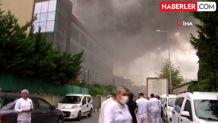 Sancaktepe'de İş Yeri Deposunda Yangın Çıktı