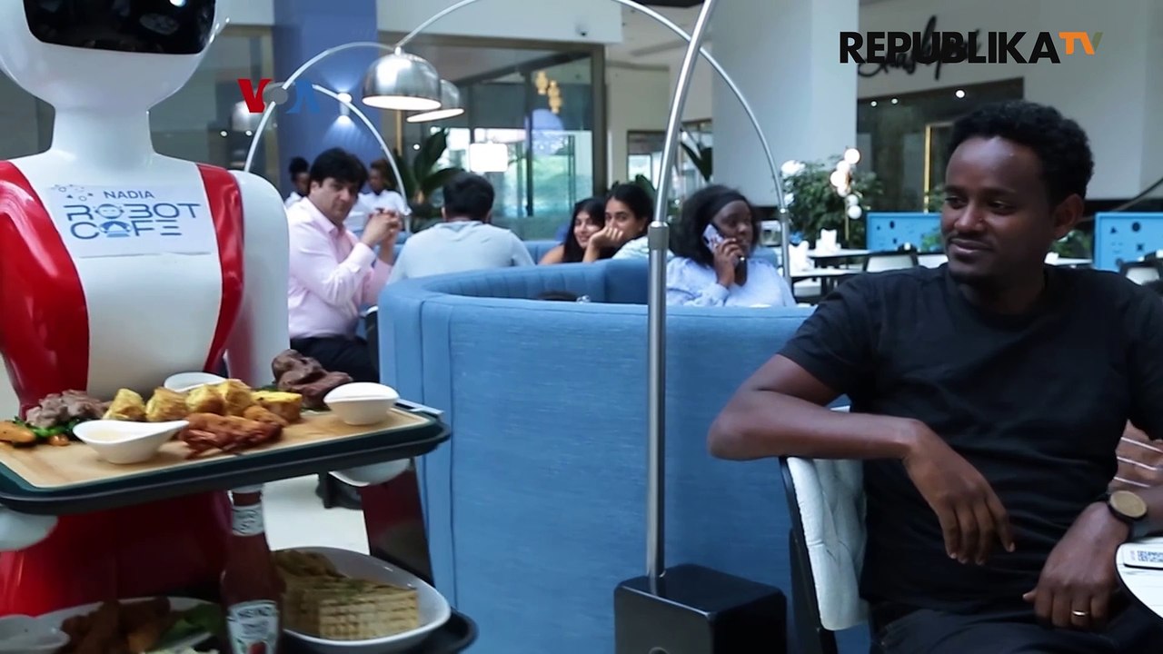 Robot Pelayan, Gebrakan Baru Restoran di Kenya