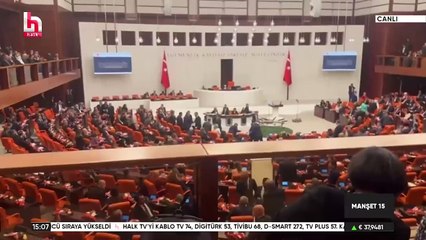 Özgür Özel ve Devlet Bahçeli tokalaştı