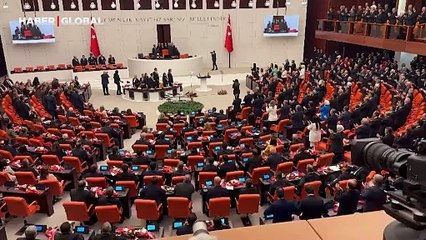 TBMM'de bir ilk! CHP vekilleri Erdoğan'ı ayakta alkışladı