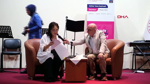 Türkan Şoray, Bakırköy Cezaevi'nde kadın mahpuslarla bir araya geldi