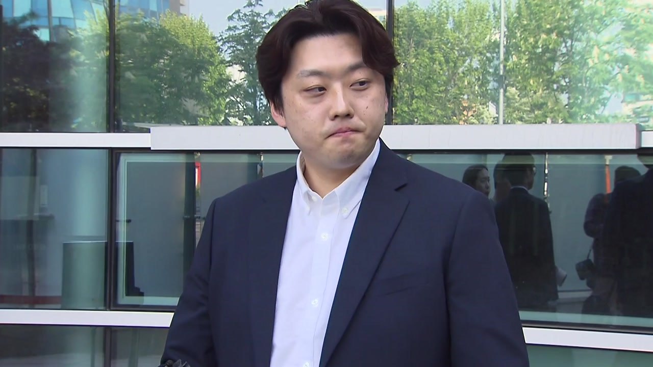 전공의 대표 "의협, 전공의 대변 안 해...입장 변화 없다" / YTN
