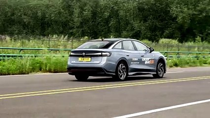 Volkswagen ID7 Test: Slow and Solid EV Sedan - MotorTrend In China