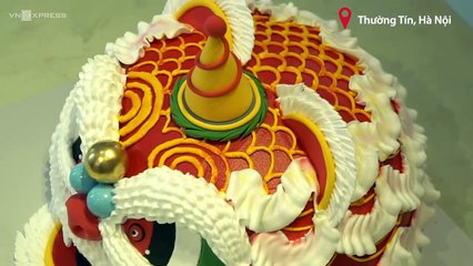 Chàng trai tạo bánh kem đầu lân chơi Trung thu