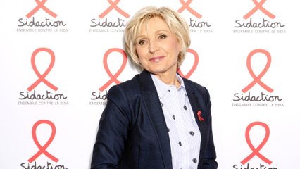 Évelyne Dhéliat atteinte d'un cancer du sein, elle livre un témoignage touchant