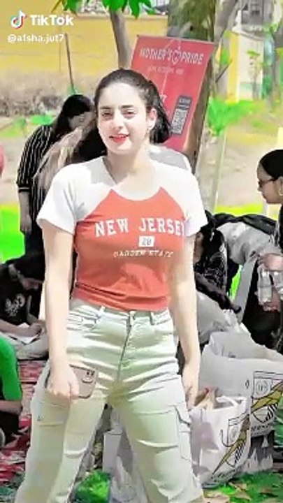 Larki Kam hai