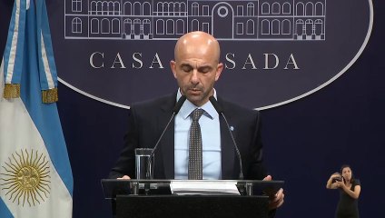 Cierran una empresa estatal ferroviaria y despiden a 1388 empleados