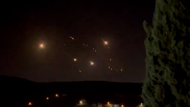 Irán lanza un ataque con misiles sobre Israel