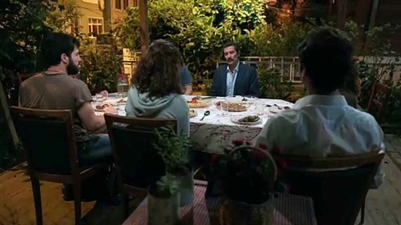 مسلسل العبقري الحلقة 3 مترجم