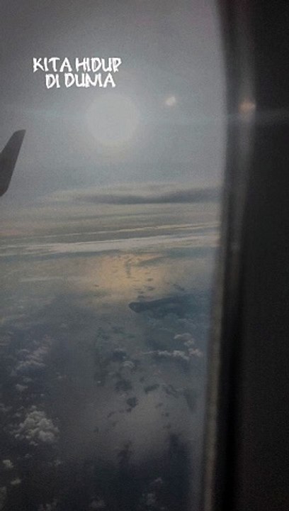 Di atas langit
