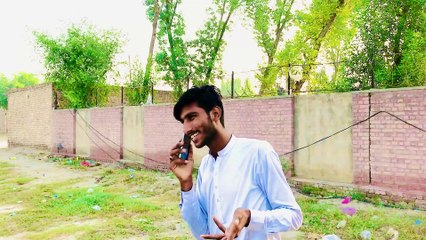 پاگل عاشق لڑکی پر اپنی ساری جمع پونجی لوٹا بیٹھا