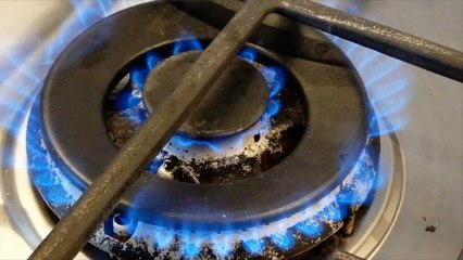 Dover demonstrators hit out over energy hike