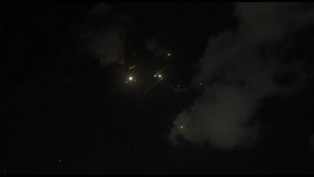 I missili dell'Iran intercettati nei cieli di Tel Aviv