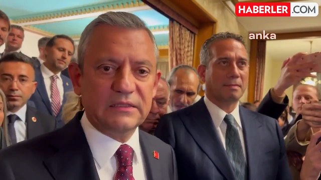 Özgür Özel'den Bahçeli'ye Tepki: Siyaset Hayatının En Büyük Ayıplarından, Kusurlarından Birini Yapmıştır
