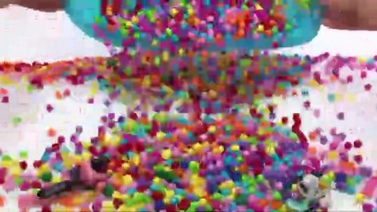 mixing candy for making rainbow bathtub