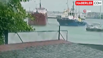 Bartın'da Şiddetli Rüzgar Yük Gemisini Sürükledi