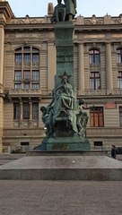 Outside Courts of Justice ️⚖️