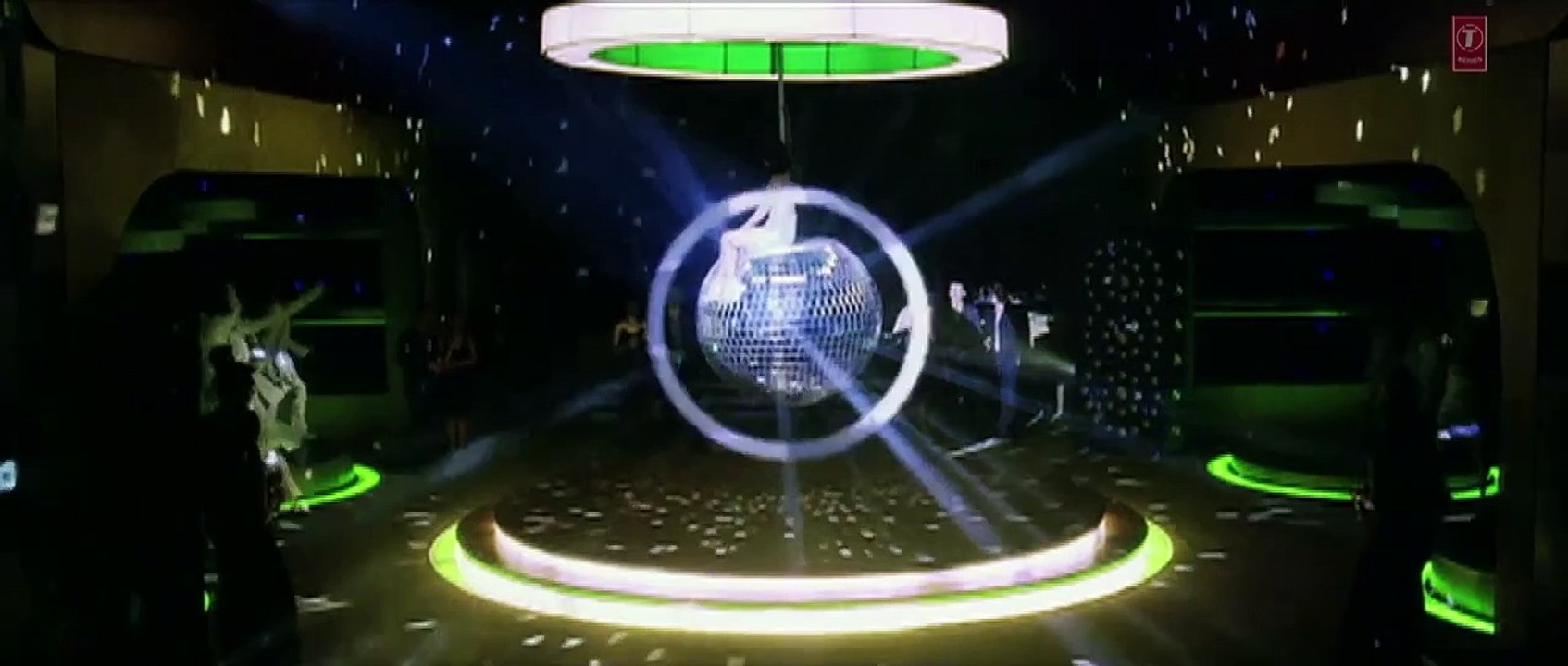 Aaj Ki Raat (Remix) Hindi Video Songs Video Song