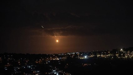 İran'dan İsrail'e füze saldırısı