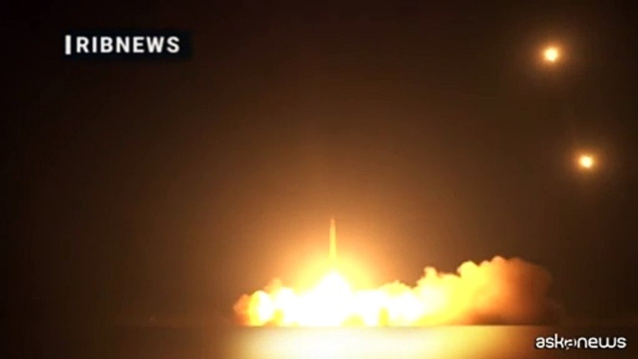 L'Iran diffonde le immagini dei missili lanciati contro Israele