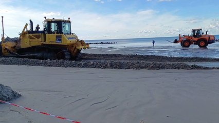 Refulacja plaży w Darłowie