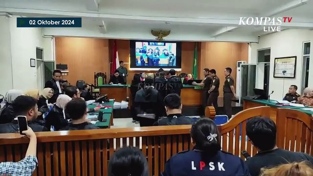 Sudirman Perlihatkan Sejumlah Bekas Luka Penyiksaan ke Hakim saat Sidang PK Kasus Vina Cirebon