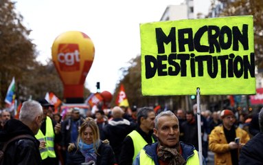 Destitution d’Emmanuel Macron : la commission des lois rejette massivement la proposition de LFI