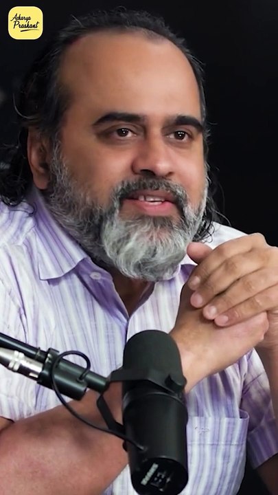 Gandhi cannot be killed! || Acharya Prashant