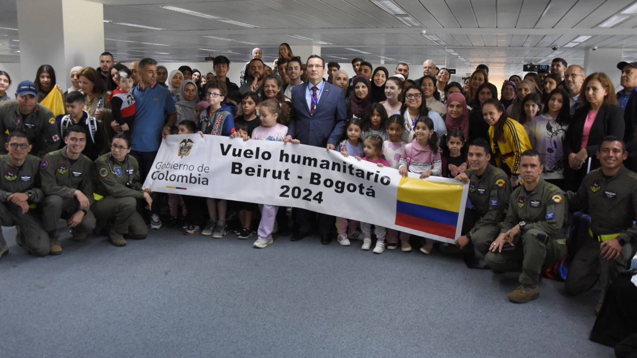 Despegó desde el Líbano el vuelo humanitario que traerá a 117 colombianos