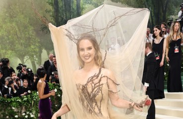 Ex-noiva do novo marido de Lana Del Rey admite estar 'chocada' com casamento relâmpago