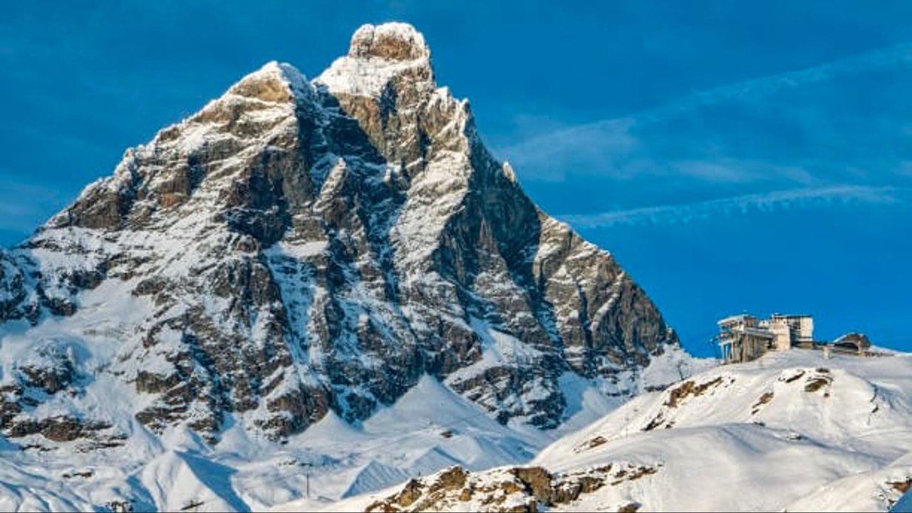 Italia Y Suiza Redefinen Su Frontera Por El Deshielo De Los Glaciares De Los Alpes