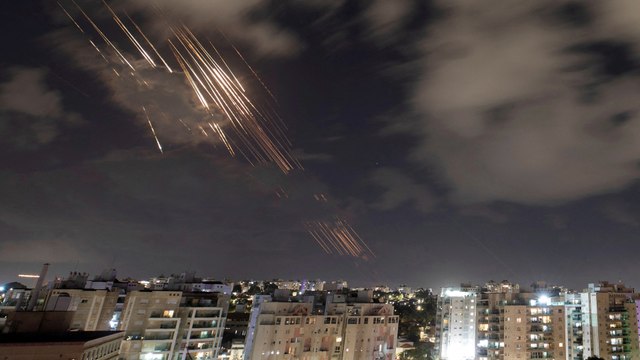 La Cúpula de Hierro es más frágil que el cristal : el presidente de Irán pide castigar al régimen genocida de Israel