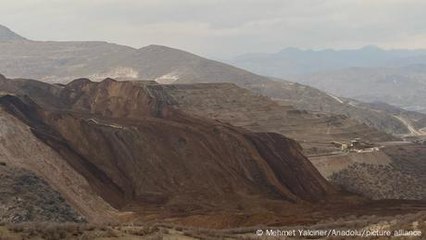 Uzbekistan sees gold rush after allowing private mining