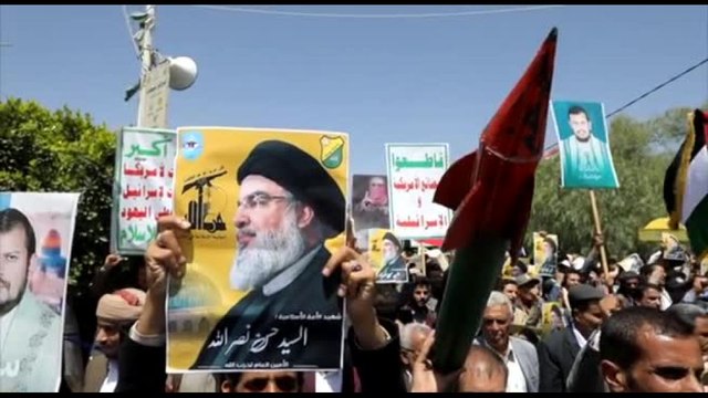 Yemen, protesta all'Università: Attacco Iran in Israele buona cosa