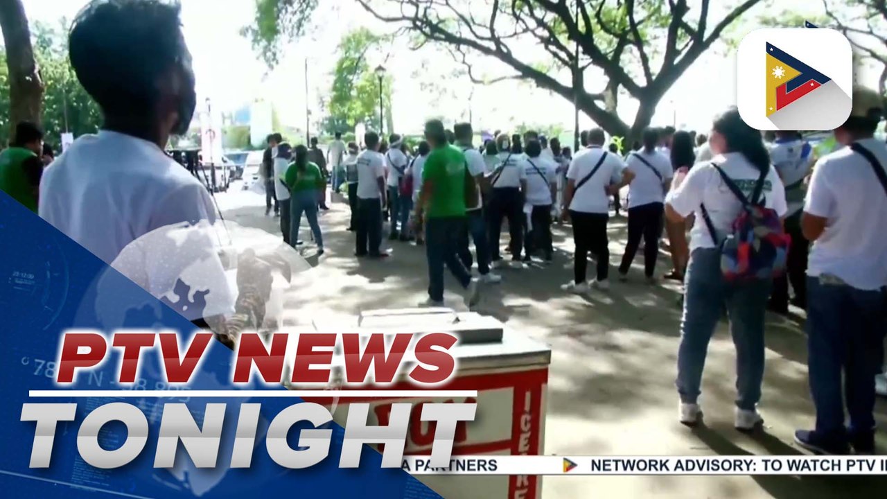 Supporters of COC filers in full force despite hot weather in filing venue