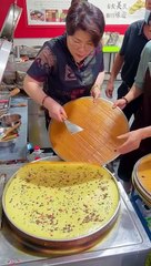 Can she Just Leave Him to do it Himself ?! #chineseboy #chinesegirl #koreanboy #koreangirl #trending