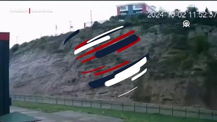 Zonguldak'ta heyelan! Güvenlik kamerası tarafından kaydedildi