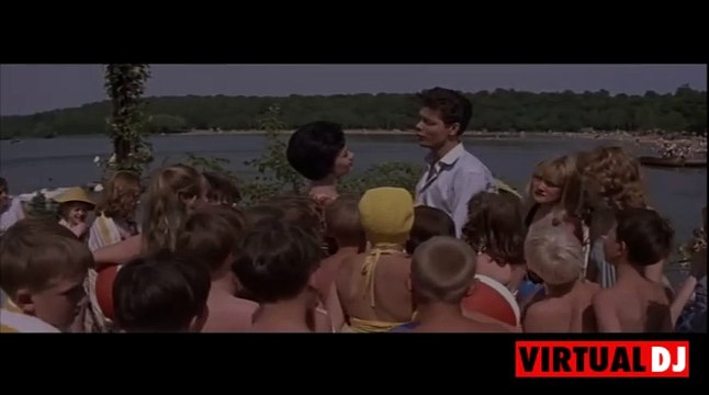 C'est un beau roman (Suno Cover) ⛔ - Michel FUGAIN