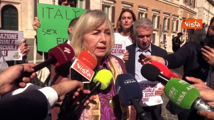 Zanella (Avs): "Serve una formazione adeguata sulla sessualit? e l'affettivit?"