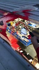 İsrail'e silah parçası satan tesise boyalı baskın